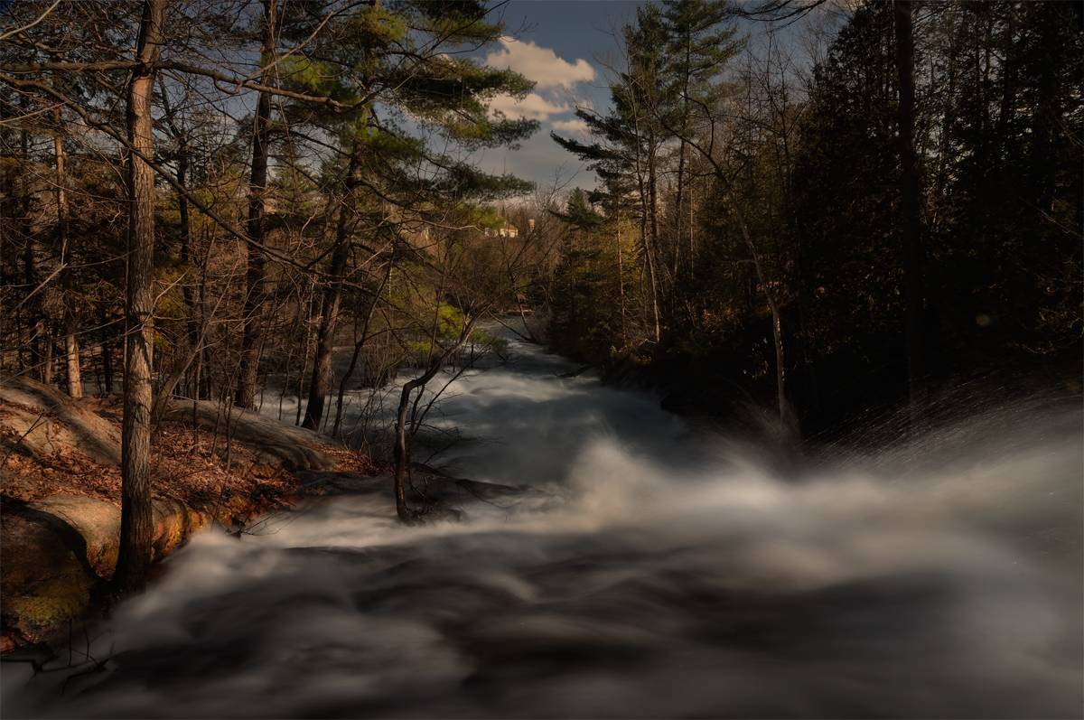 Laufenden Strömen ...