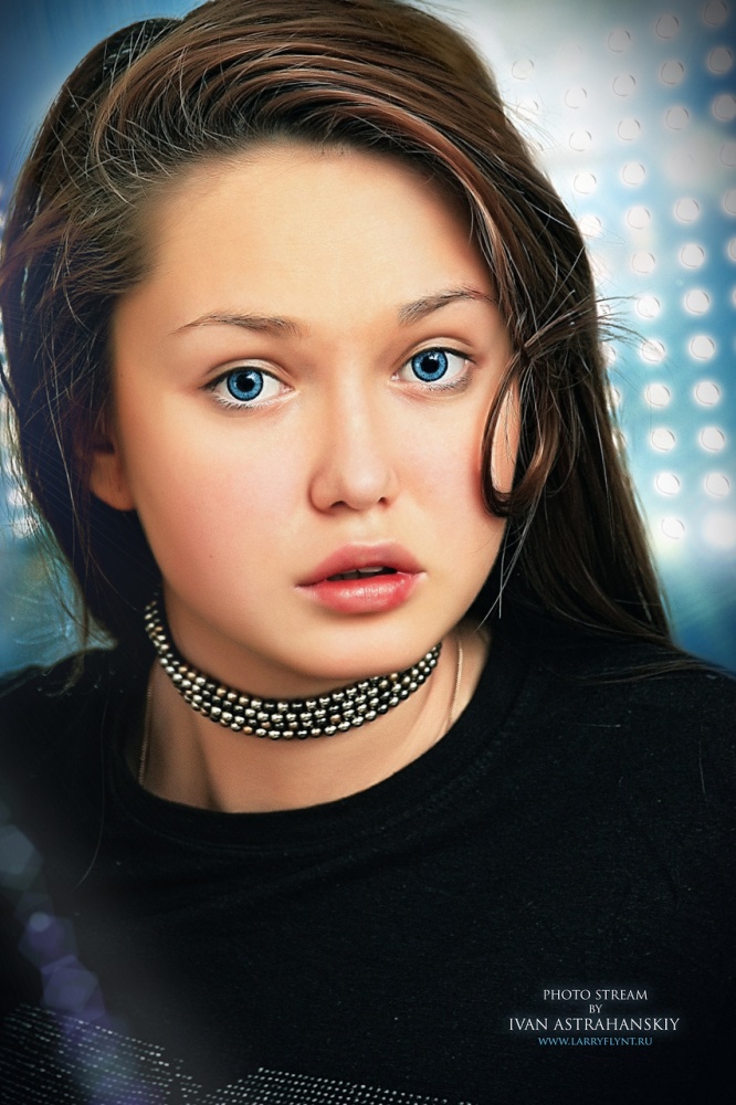 Model: Vlada Dzhuromskaya