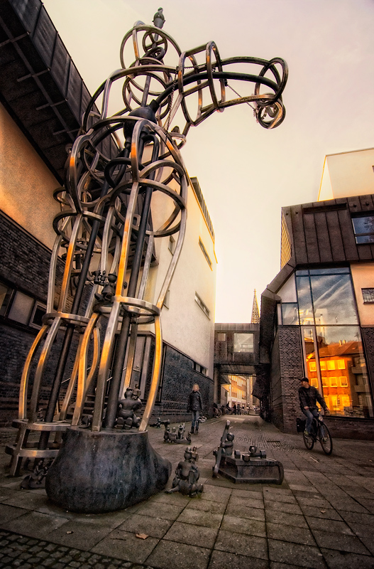 "Сверхженщина" (2)