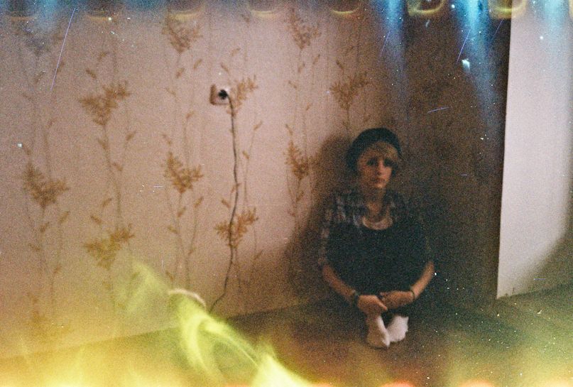 Julia. Porträt einer Steckdose