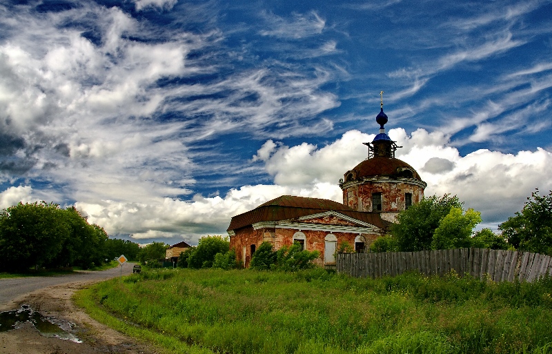 Znamenskaja Kirche im Dorf von Red (Jurjew-Polsky Bezirk, Gebiet Wladimir