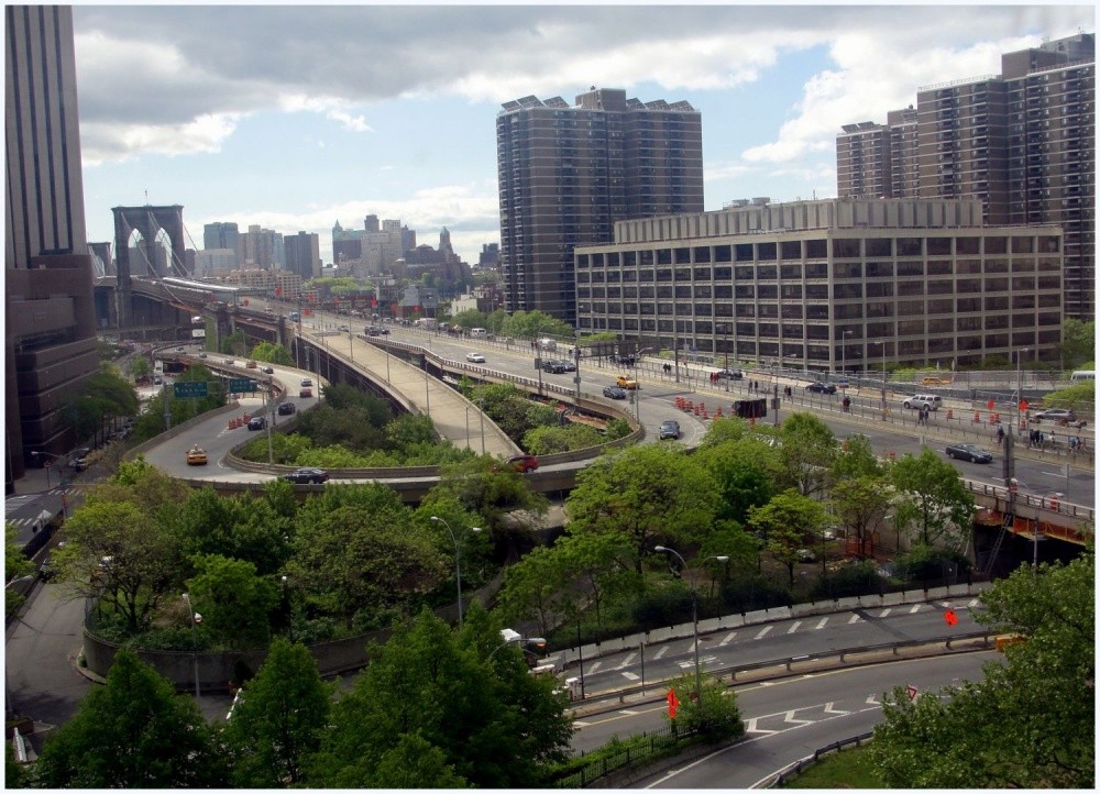 Манхэттан. Въезд на Бруклинский мост.