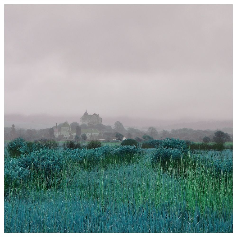 Morgen am Rande von der Burg