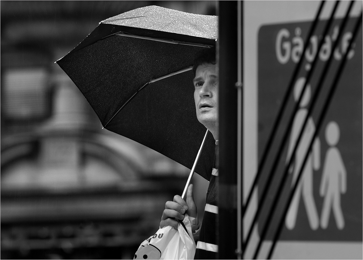 "Nur das Herz flüstert leise ..."