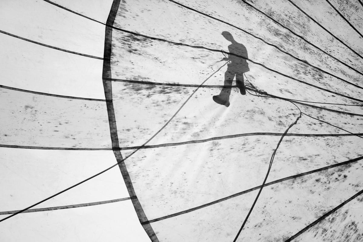 auf dem Dach des Zeltes