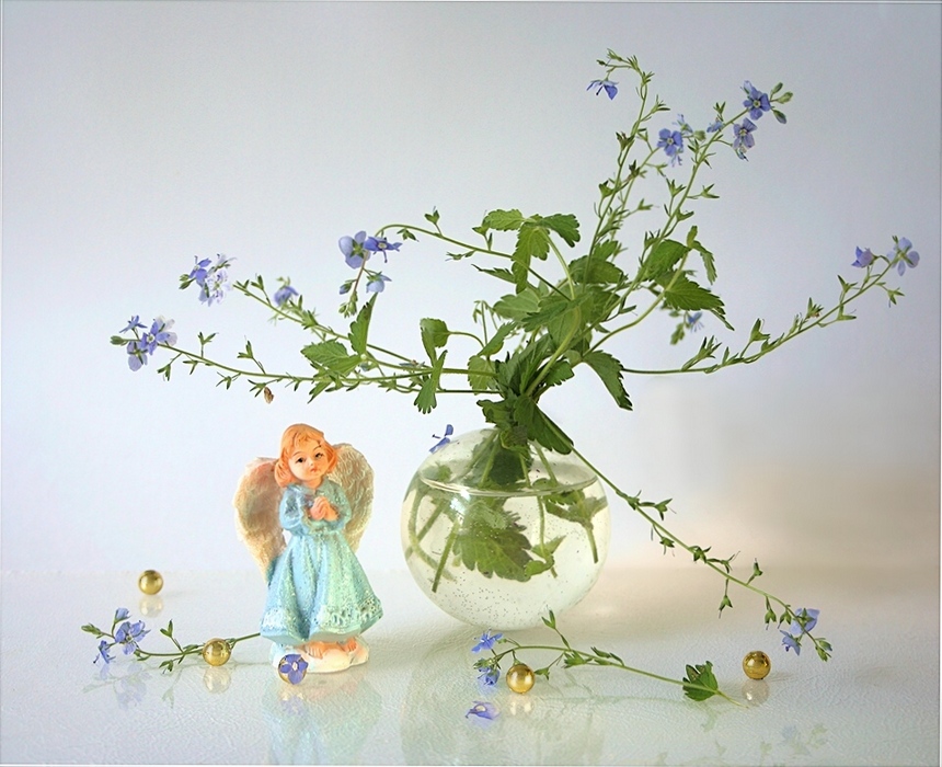 Sketch mit blauen Blumen