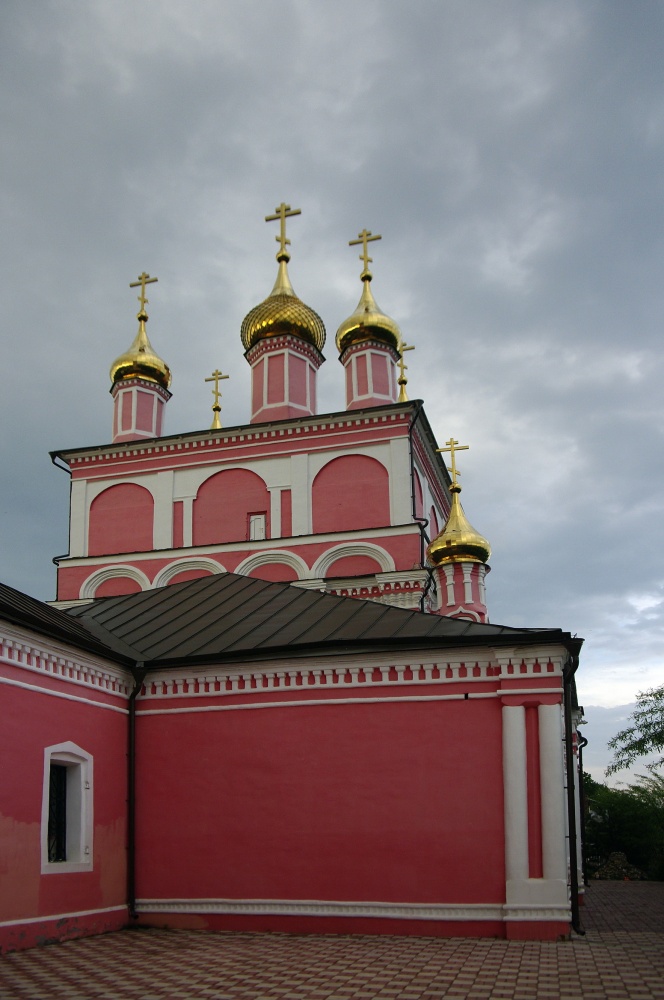 Im Hof ​​des Boris und Gleb.