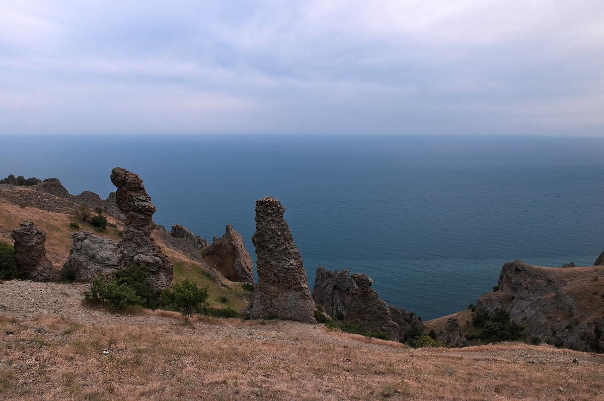 Steinidolen Kara-Dag ...
