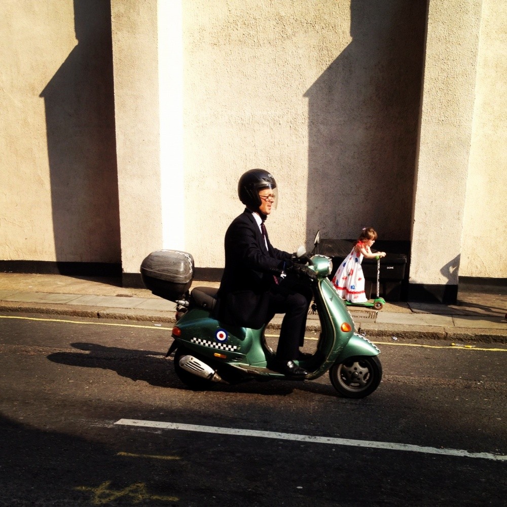 Und für sie Mücken an einem Ballon ...