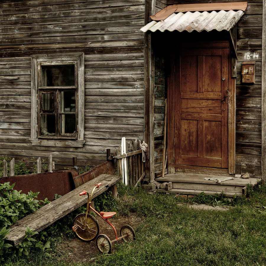 von kleinen roten Fahrrad
