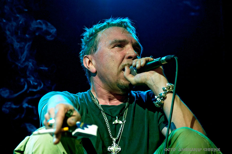 Гарик Сукачёв. Между песнями.