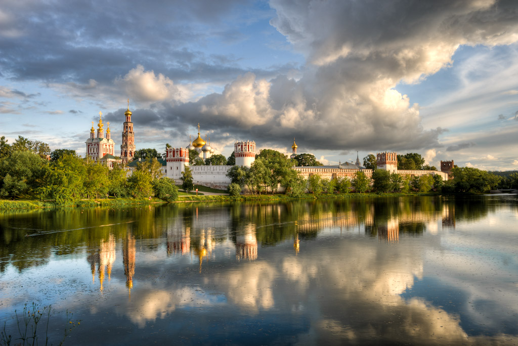 Neujungfrauenkloster