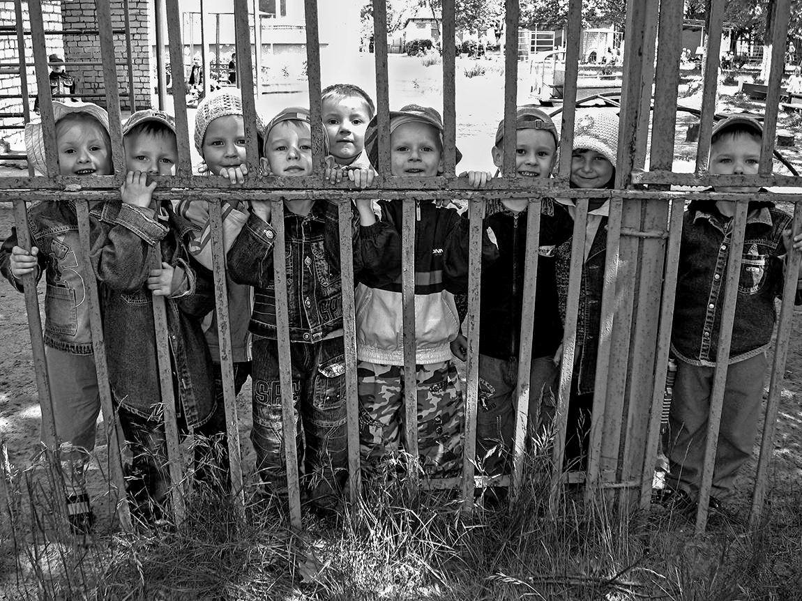 Babes im "Käfig":-)))