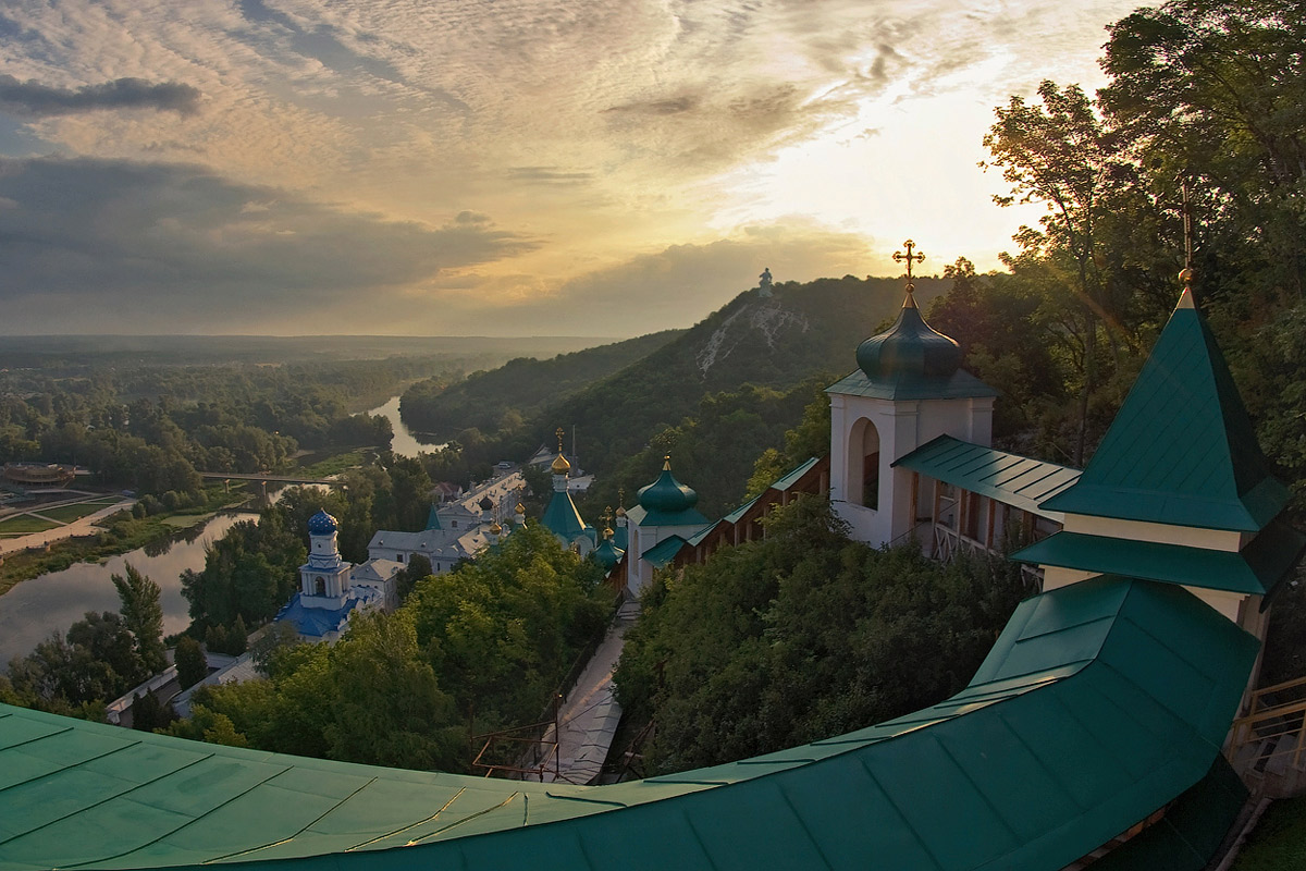 Das Lied ist wie ein Vogel in die Ferne fliegen ...