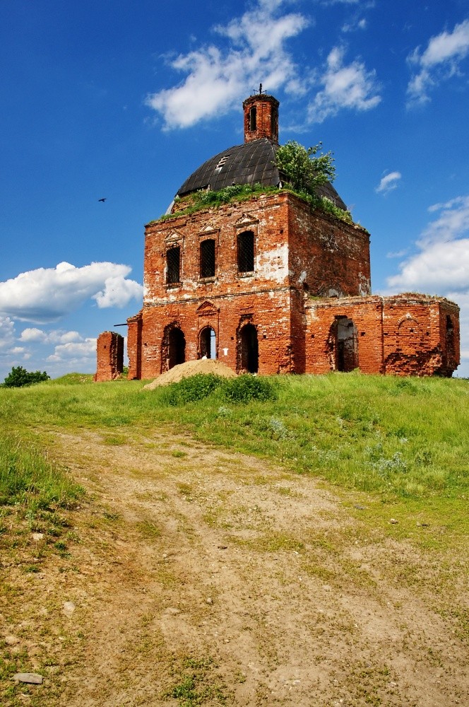 Filimonovo. Das Dorf und die Kirche von St. Demetrios von Thessaloniki