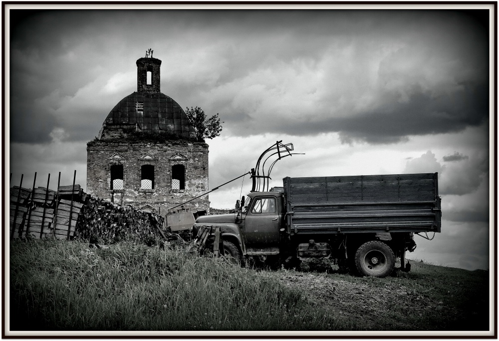 Filimonovo. Das Dorf und die Kirche von St. Demetrios von Thessaloniki