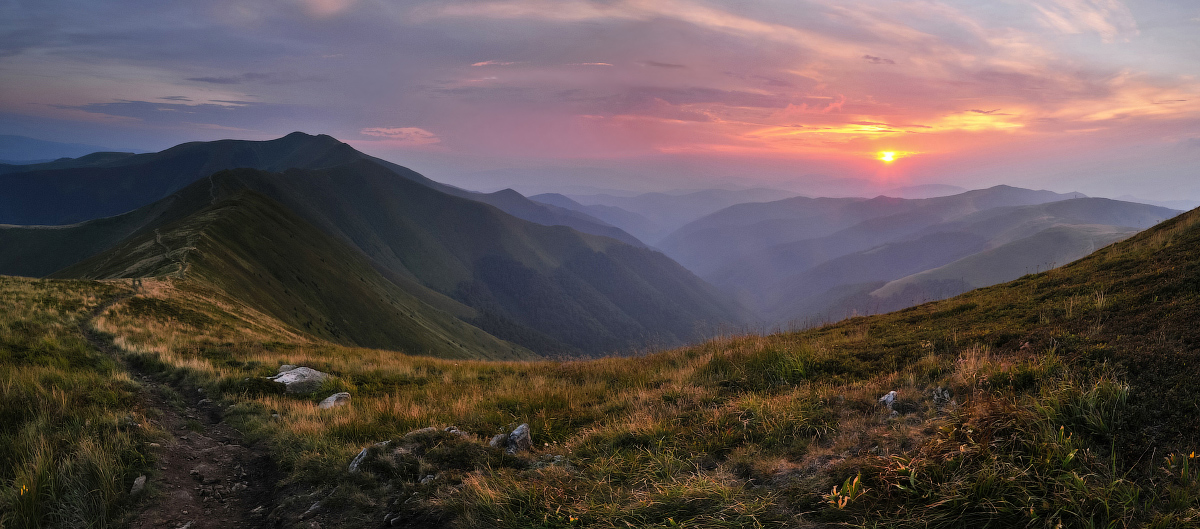 Sonnenuntergang über Borzhava ...