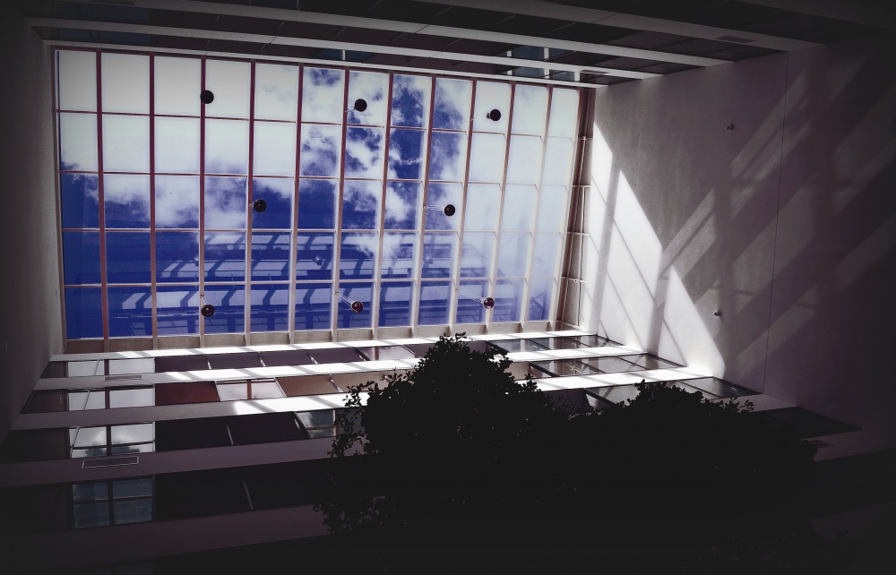 Himmel in einem Käfig.