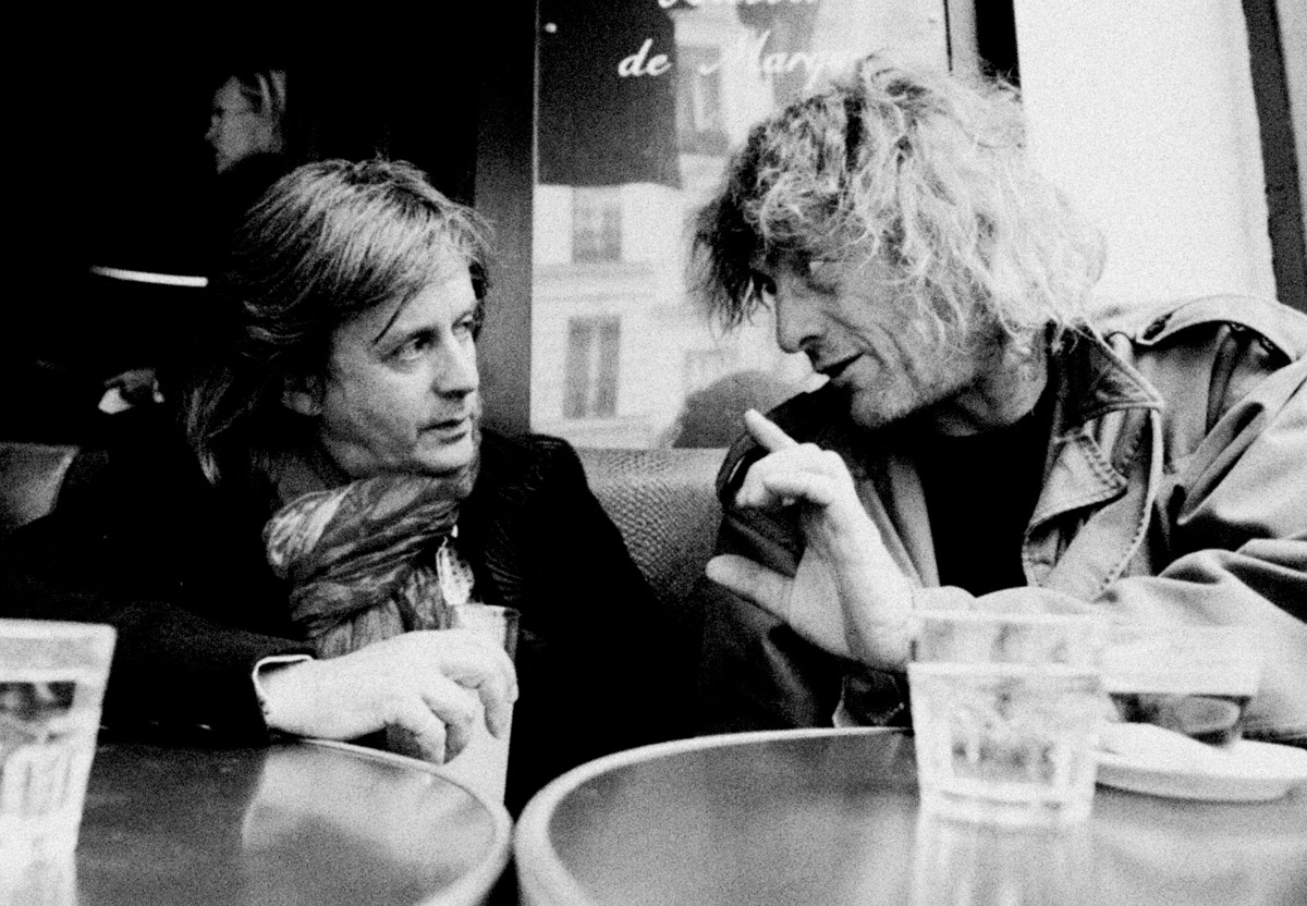 "Für Rock'n'Roll müssen 3 Dinge - Angst vor der Einsamkeit, meine Energie, und das ist, was in der Hand .."