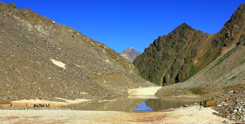 Lake Superior durch eine Anordnung von den Dolomiten