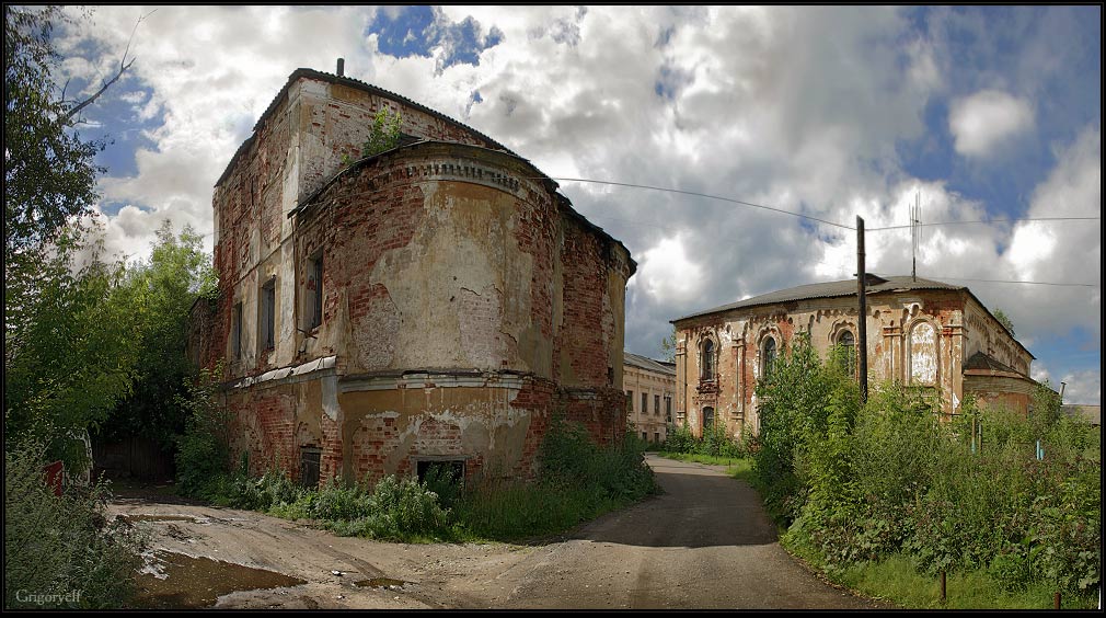 Ruins Vvedensky Nonnenkloster in Tikhvin