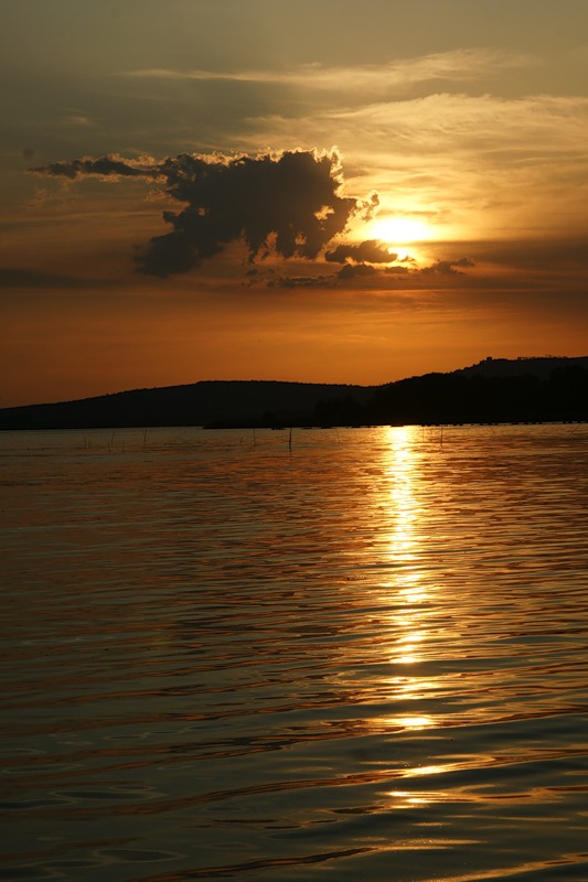 Sonnenuntergang am Lake Trazimenskom