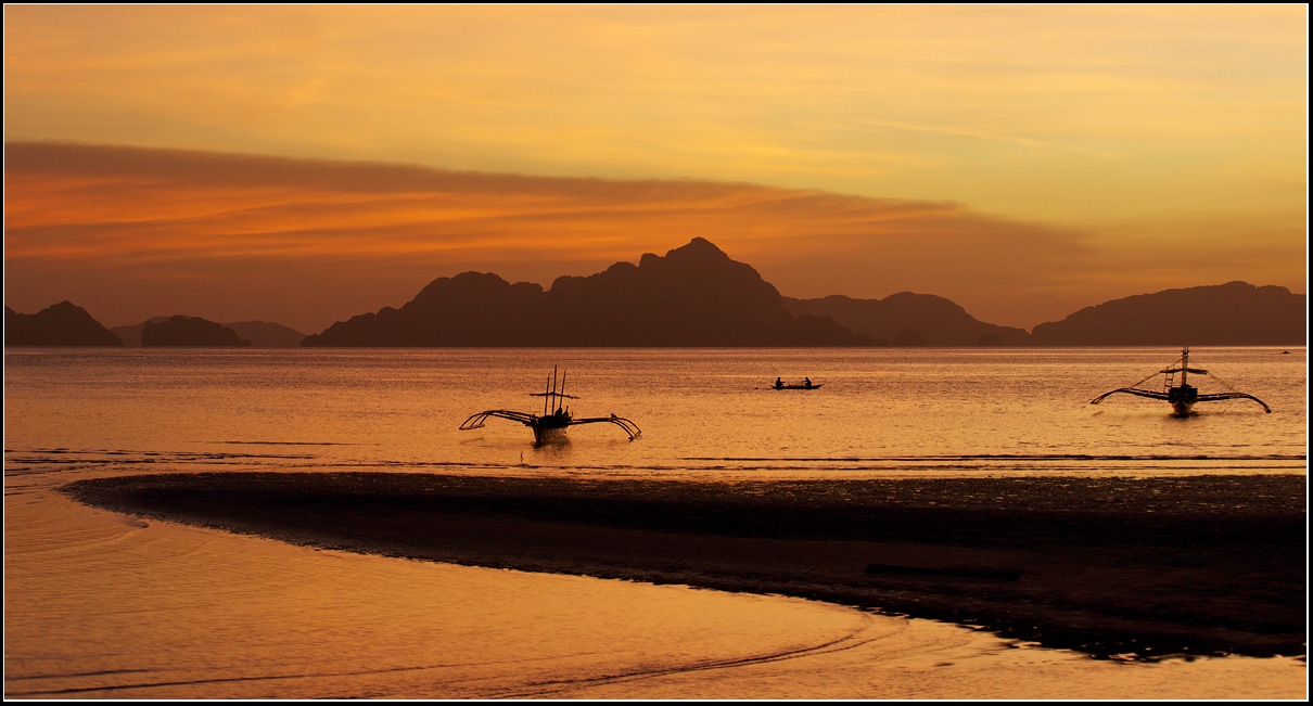 Sunset in El Nido