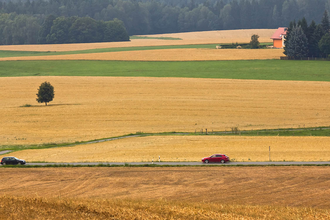 Haus an der Straße Nummer 2