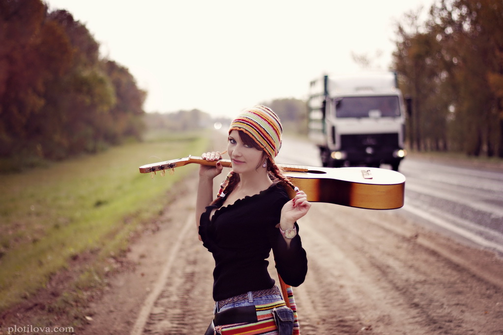 Mädchen mit Gitarre