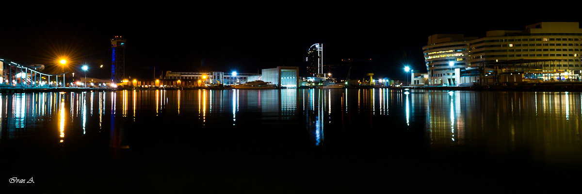 Nacht Hafen von Barcelona