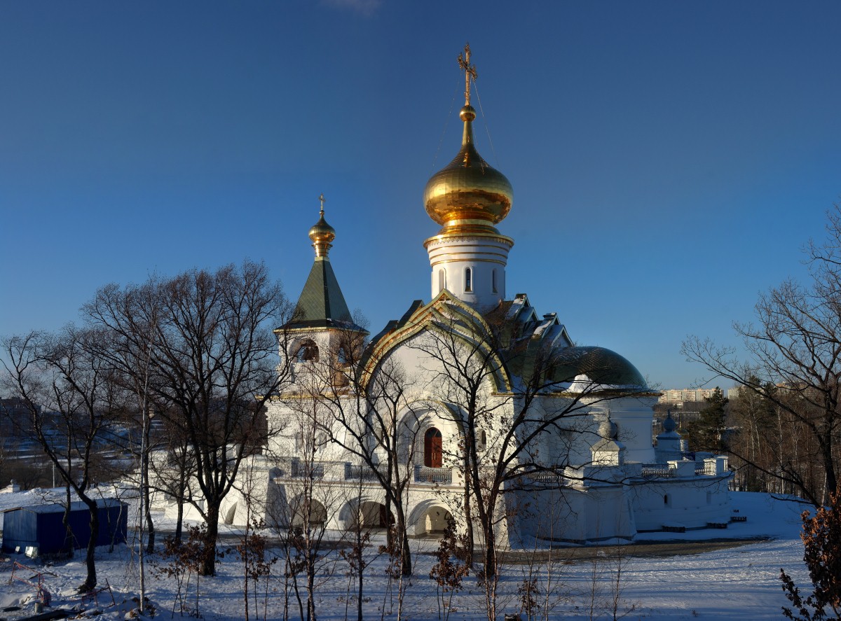 Seraphim von Sarow Kirche bei Sonnenuntergang