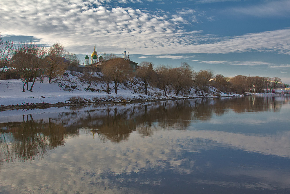 am Ufer der Altstadt