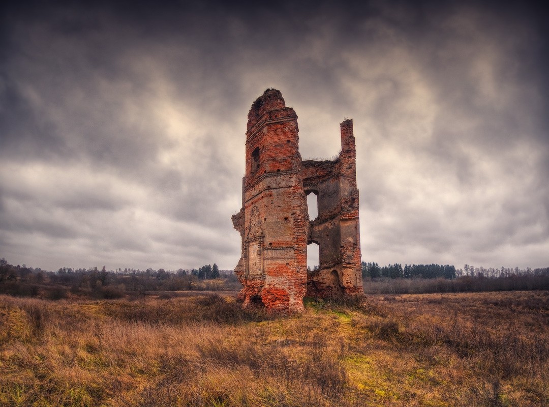 |   AN OLD STRONGHOLD   |