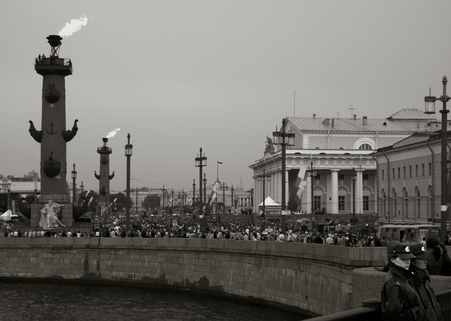 Brot und Spiele. Peter, der Tag der Stadt