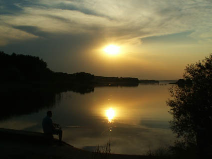 Minsk Meer. Sonnenuntergang