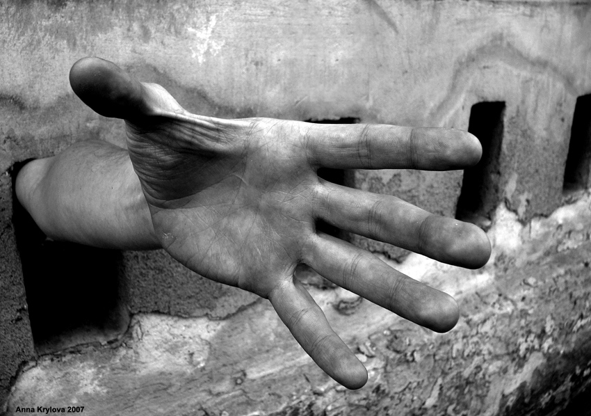 Hilf mir raus aus der Gefangenschaft, Leben