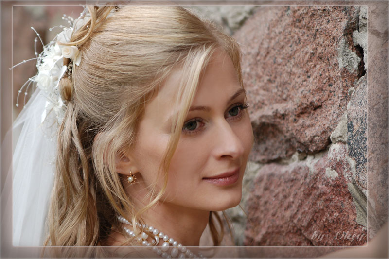 Braut an der Wand ...