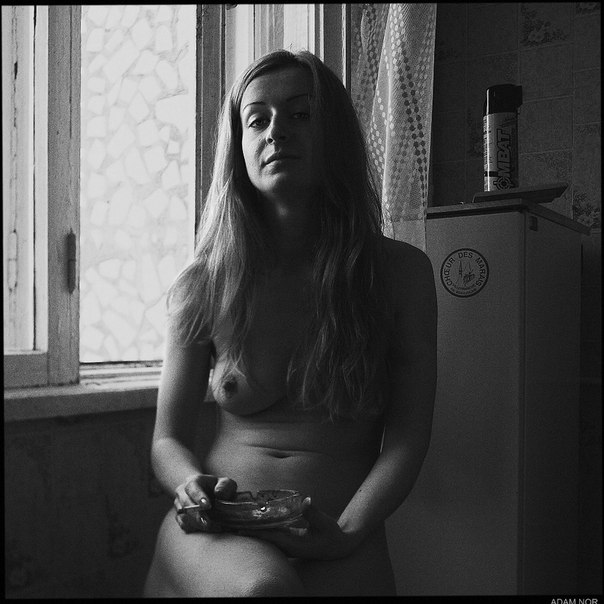 Portrait of Natalia in der Küche