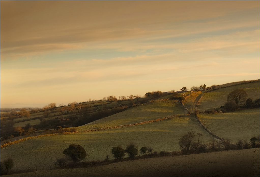 ... An den Hängen, die ersten Strahlen ...