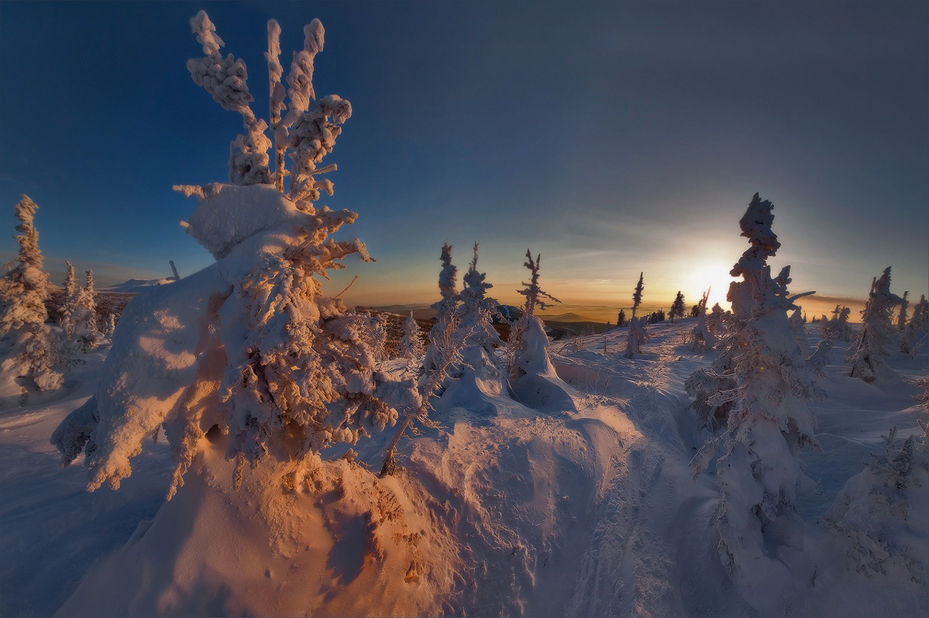 Bei Sonnenuntergang Sheregesh