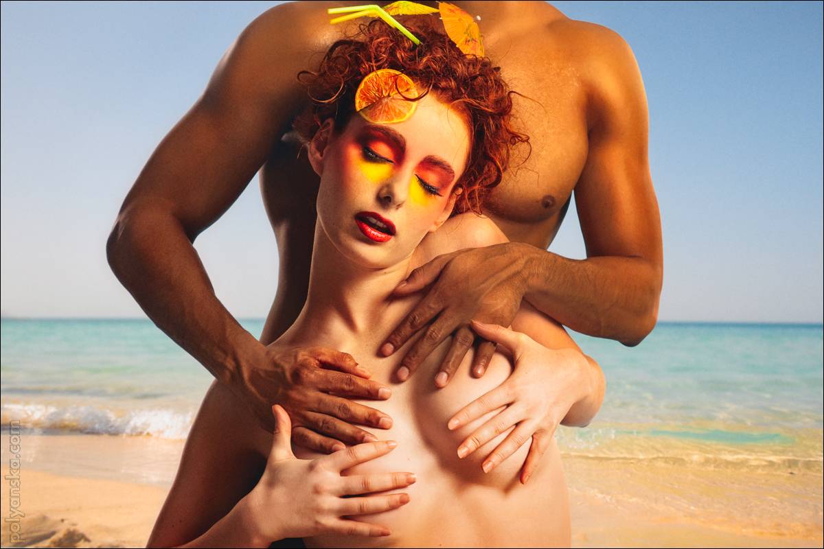 Fantasie über ein Cocktail "Sex on the Beach"