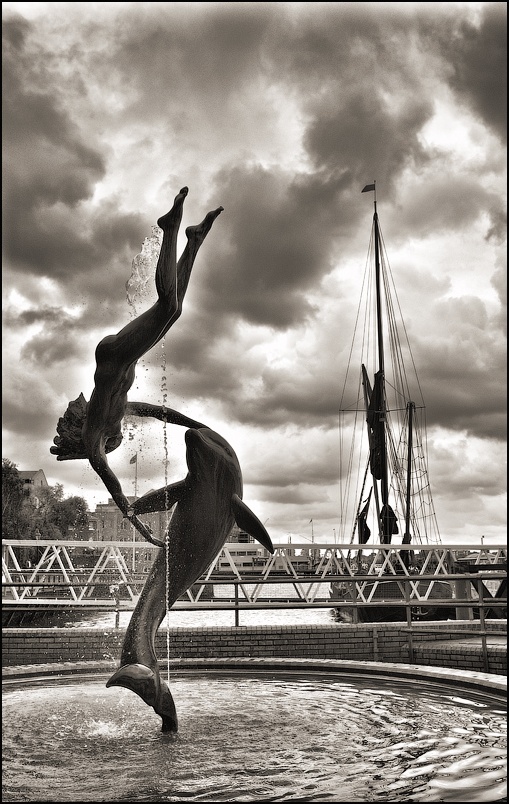 Dolphin und Meerjungfrau