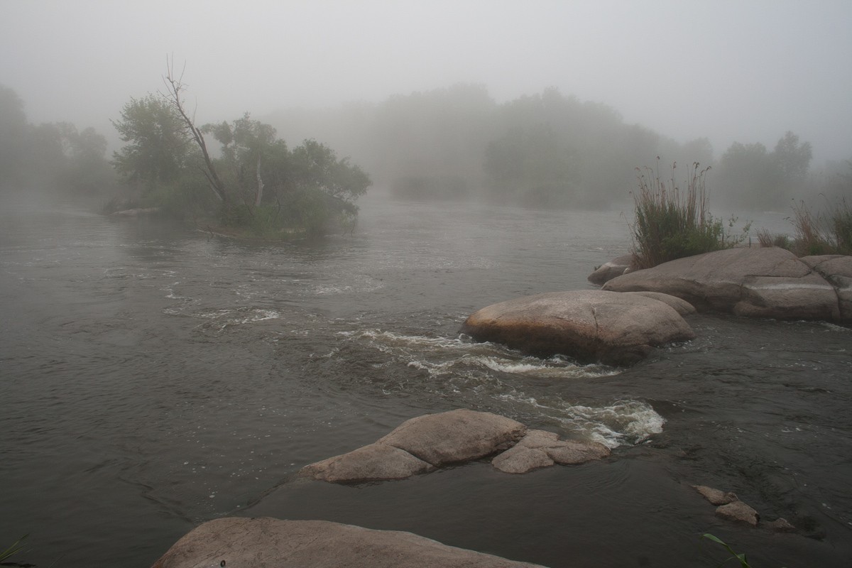 Naked Schwellen Gipanisa.
