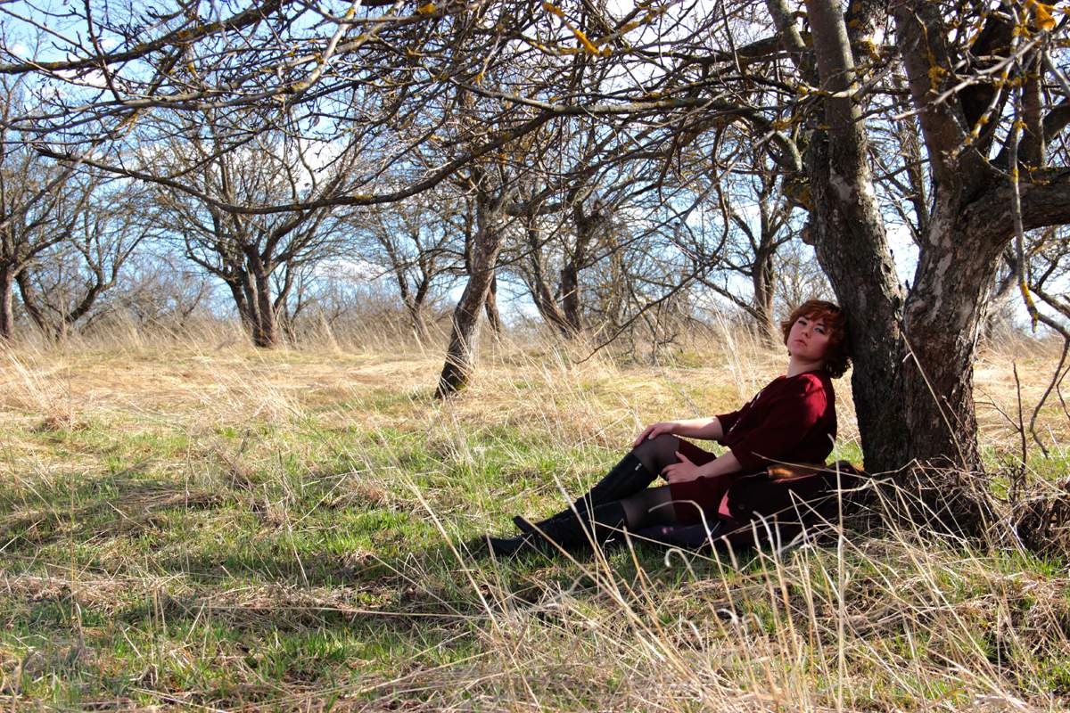 Das Mädchen im Apfelgarten