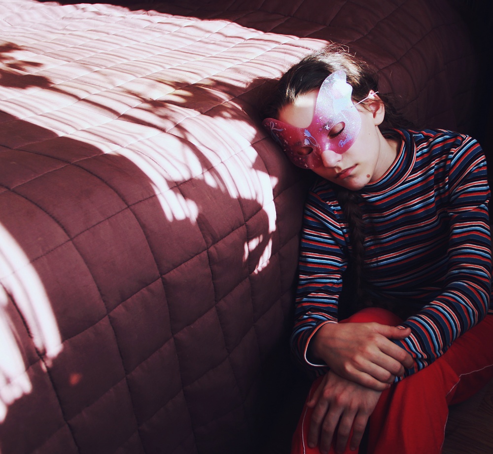 Pauline (Hochformat mit einer Maske)