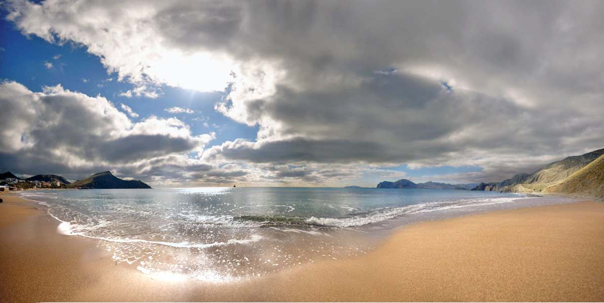 Frühjahr goldenen Sand bestreut alle