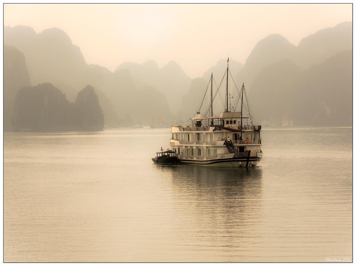 Ha Long Bay 5