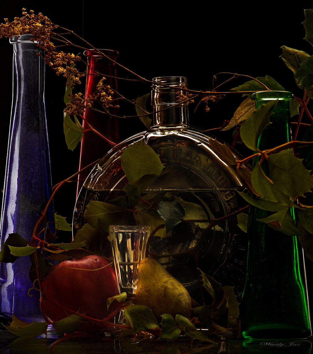 Glas auf dem Tisch ...