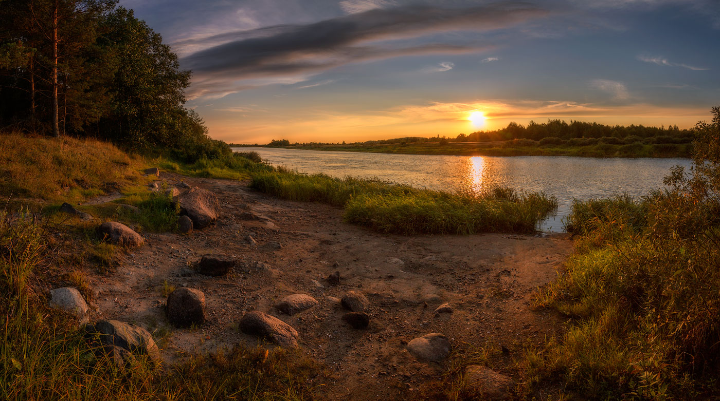Sonnenuntergang mit Wolken kalmarnym