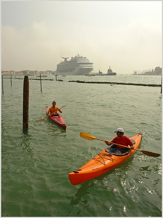 In unserem Hafen kamen die Schiffe ...